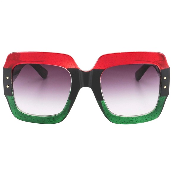 Oversized Square Sunglasses - Multi Tilted Frames - Picture 3 of 5